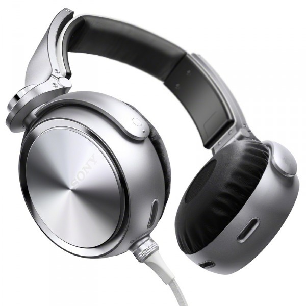 MDR-XB910_2