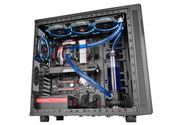 Thermaltake-Pacific-R360-Water-Cooling-Kit-System-Installation