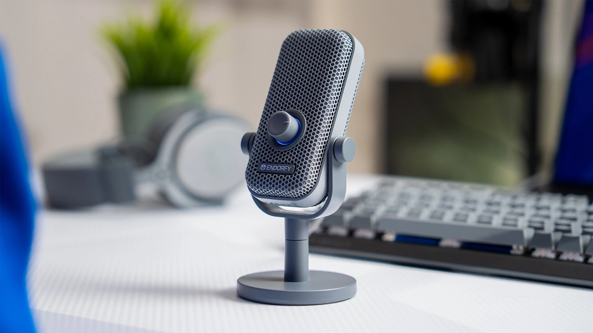 uj-alt-gray-szinu-termekekkel-bovul-az-endorfy-kinalata