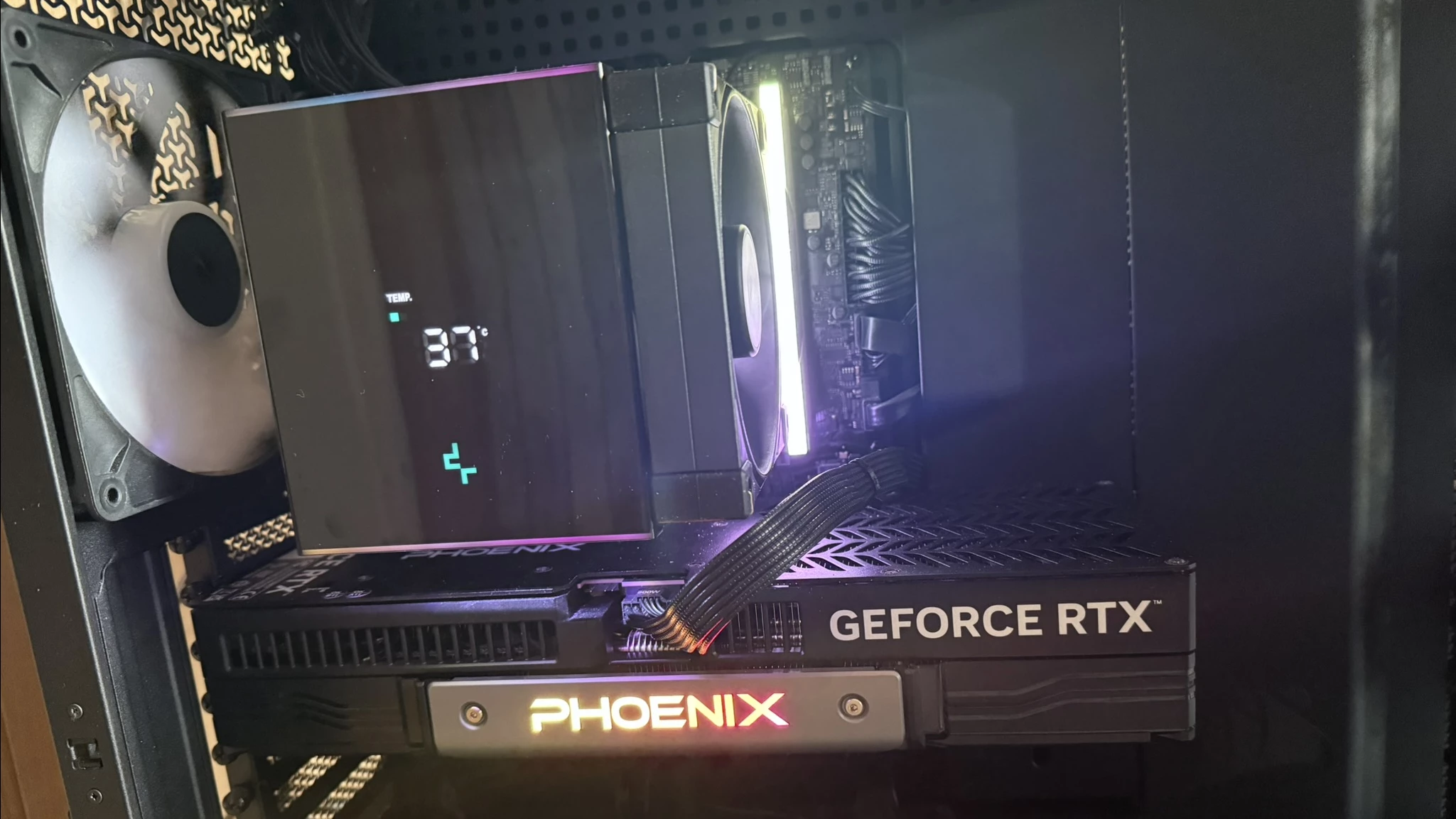 deepcool-ak620-digital-se-leghutes-kijelzovel-rgb-vilagitassal